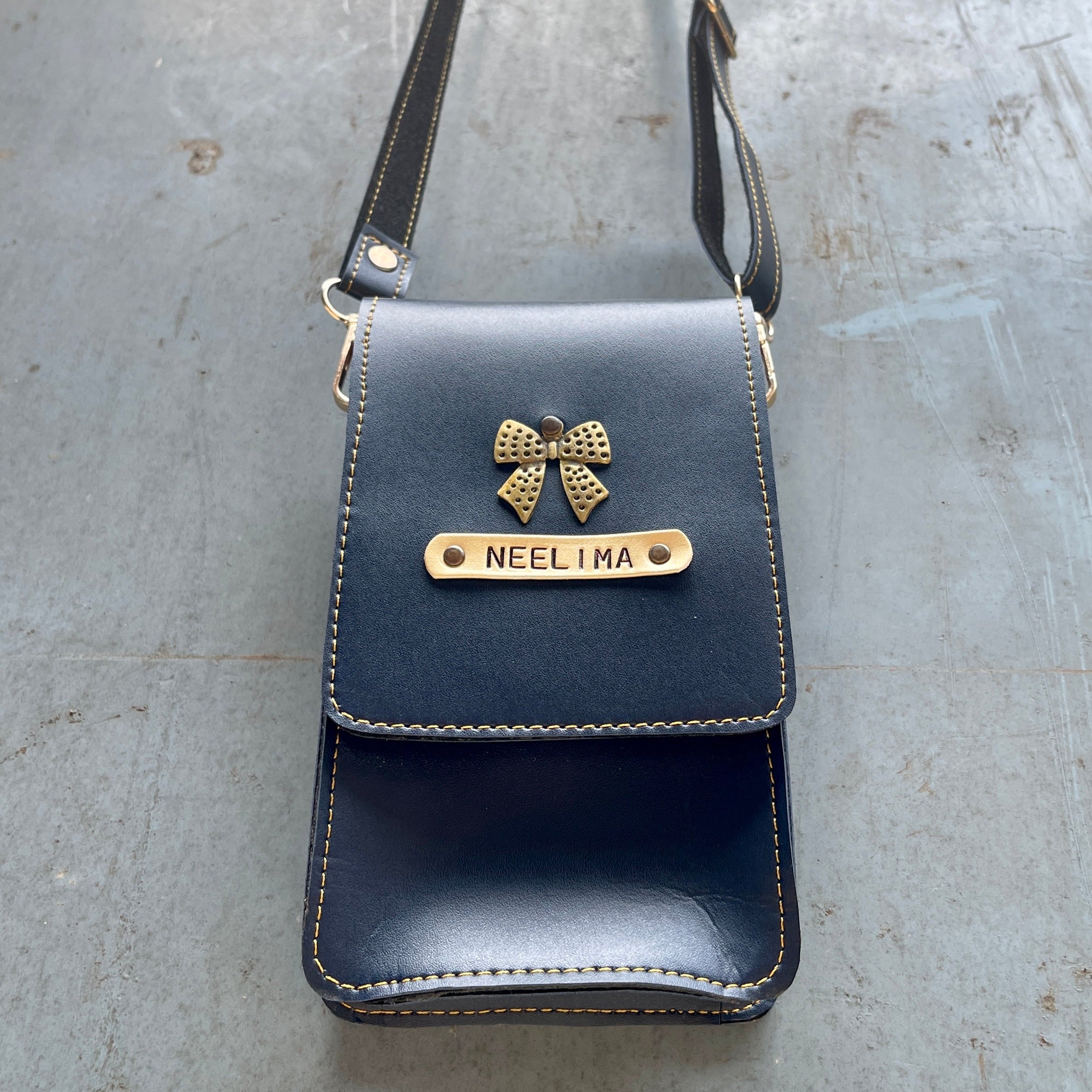 Personalised Cross Body Bag 1.0 - UCBB1 - The Gifting Era 