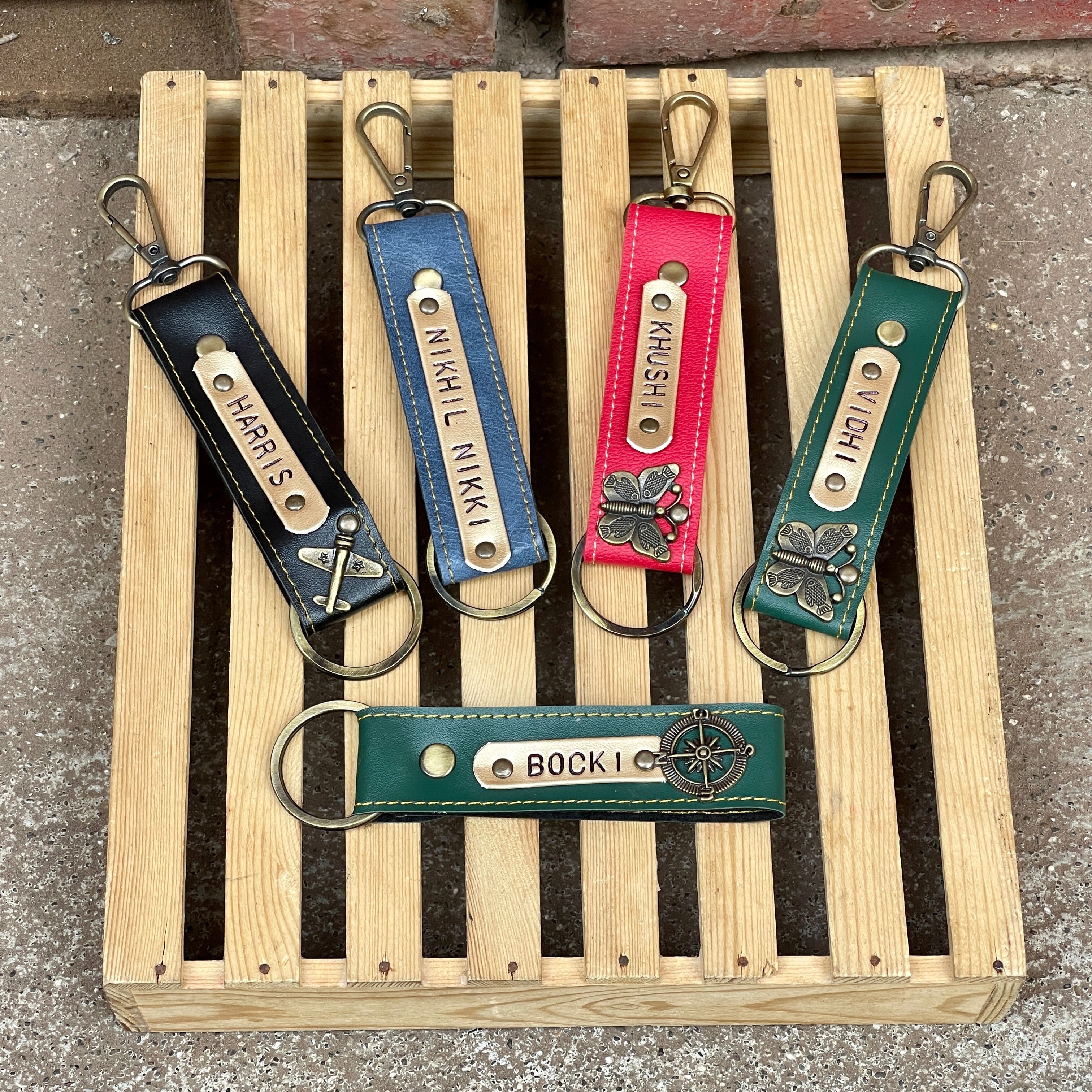 Personalised Hook Keychain - HKC - The Gifting Era