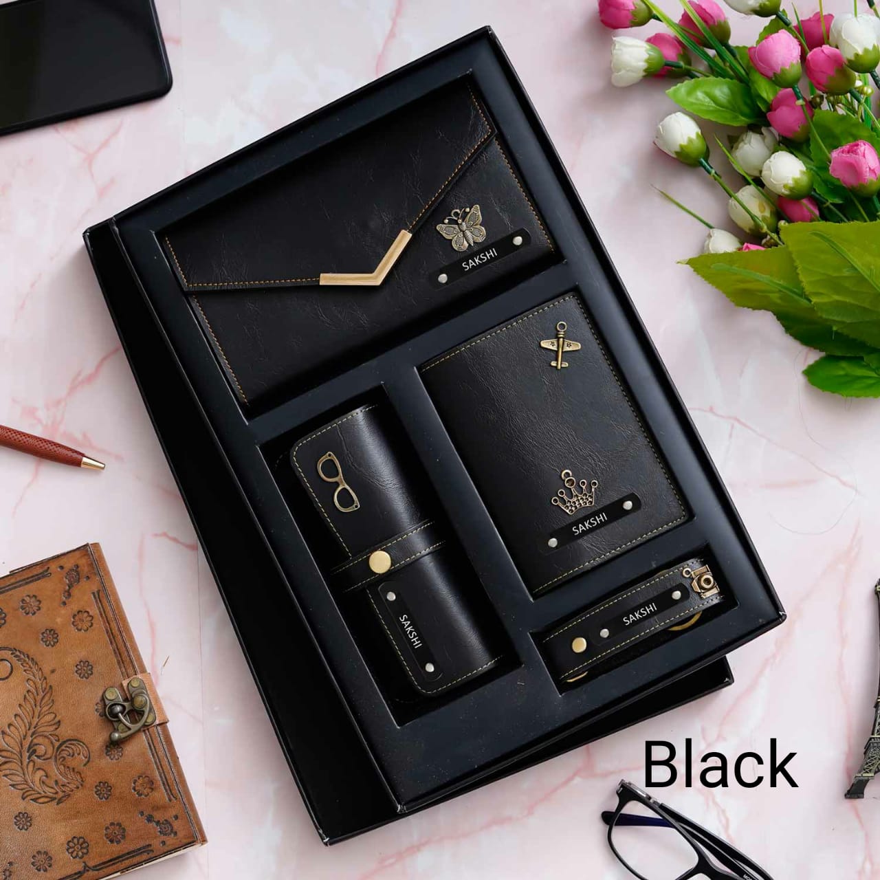 Personalised Imported Leather Travel Set of 4 for Women's - The Gifting Era