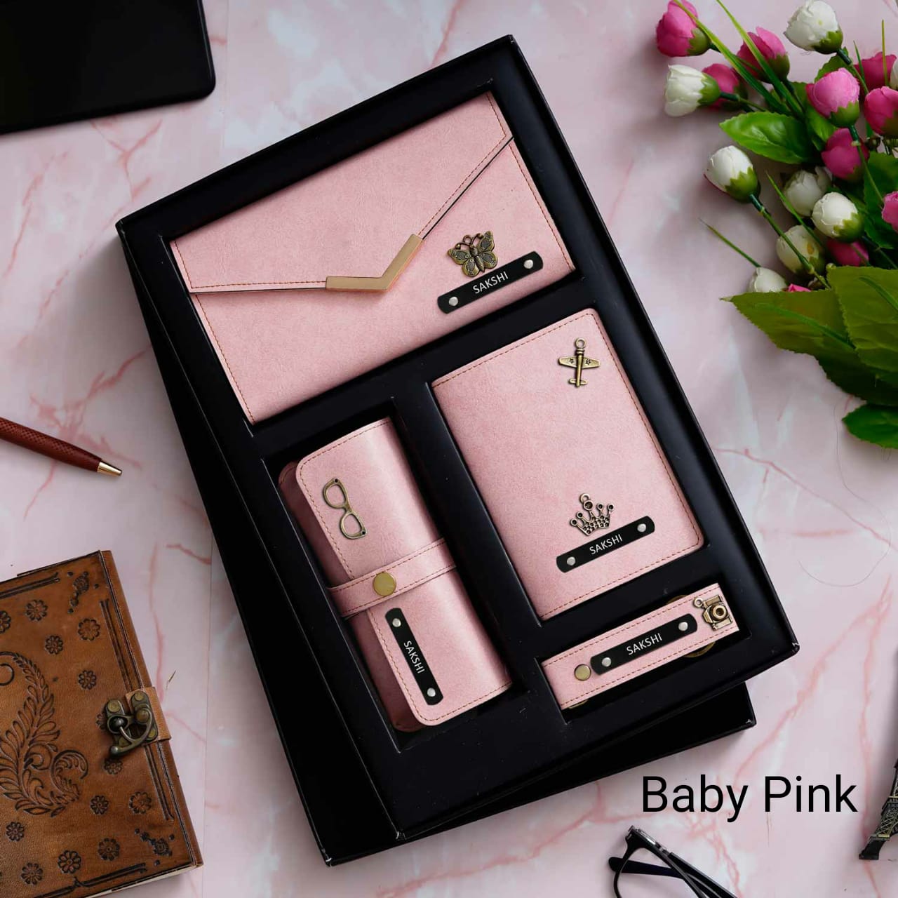 Personalised Imported Leather Travel Set of 4 for Women's - The Gifting Era