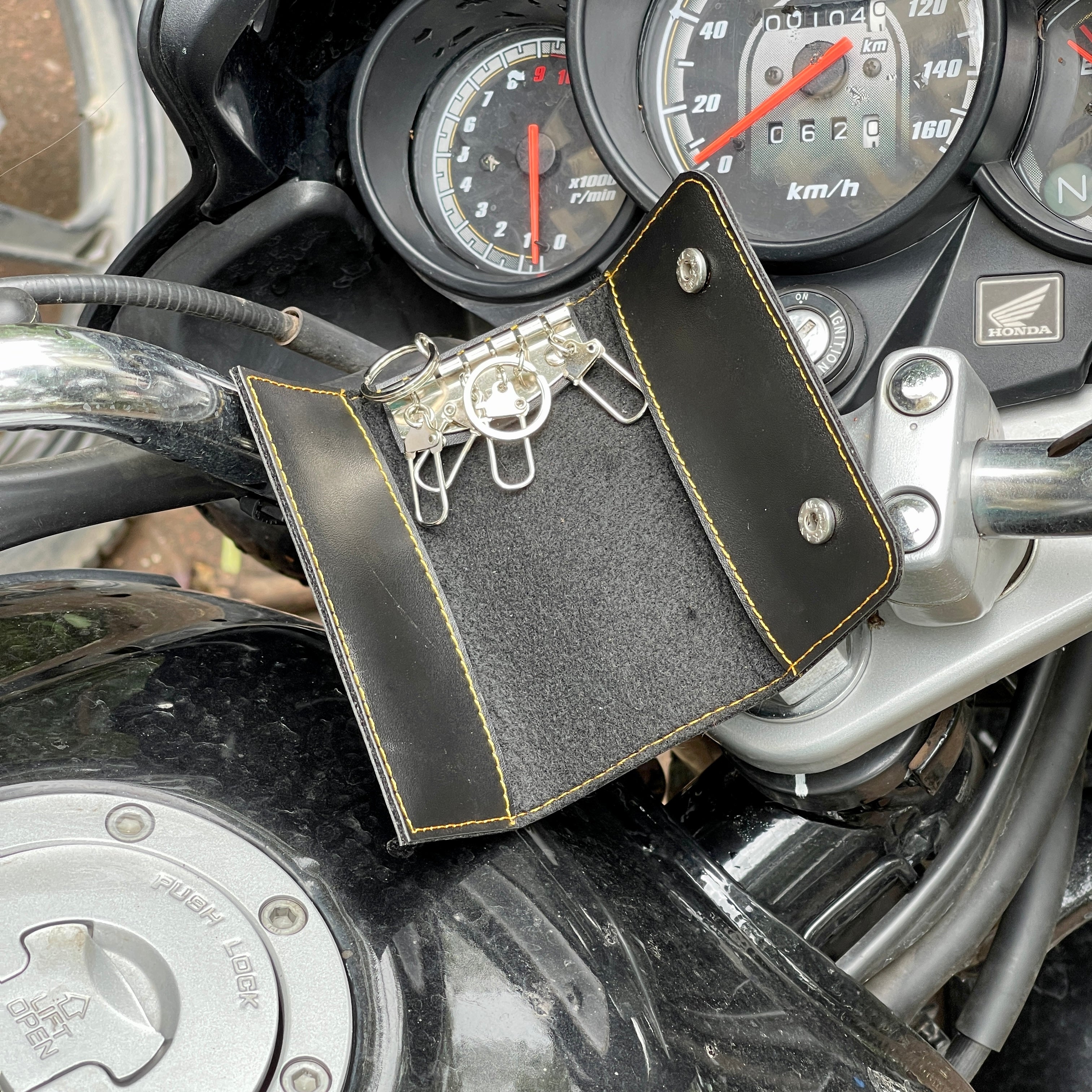 Personalised Key Organiser - KO - The Gifting Era 