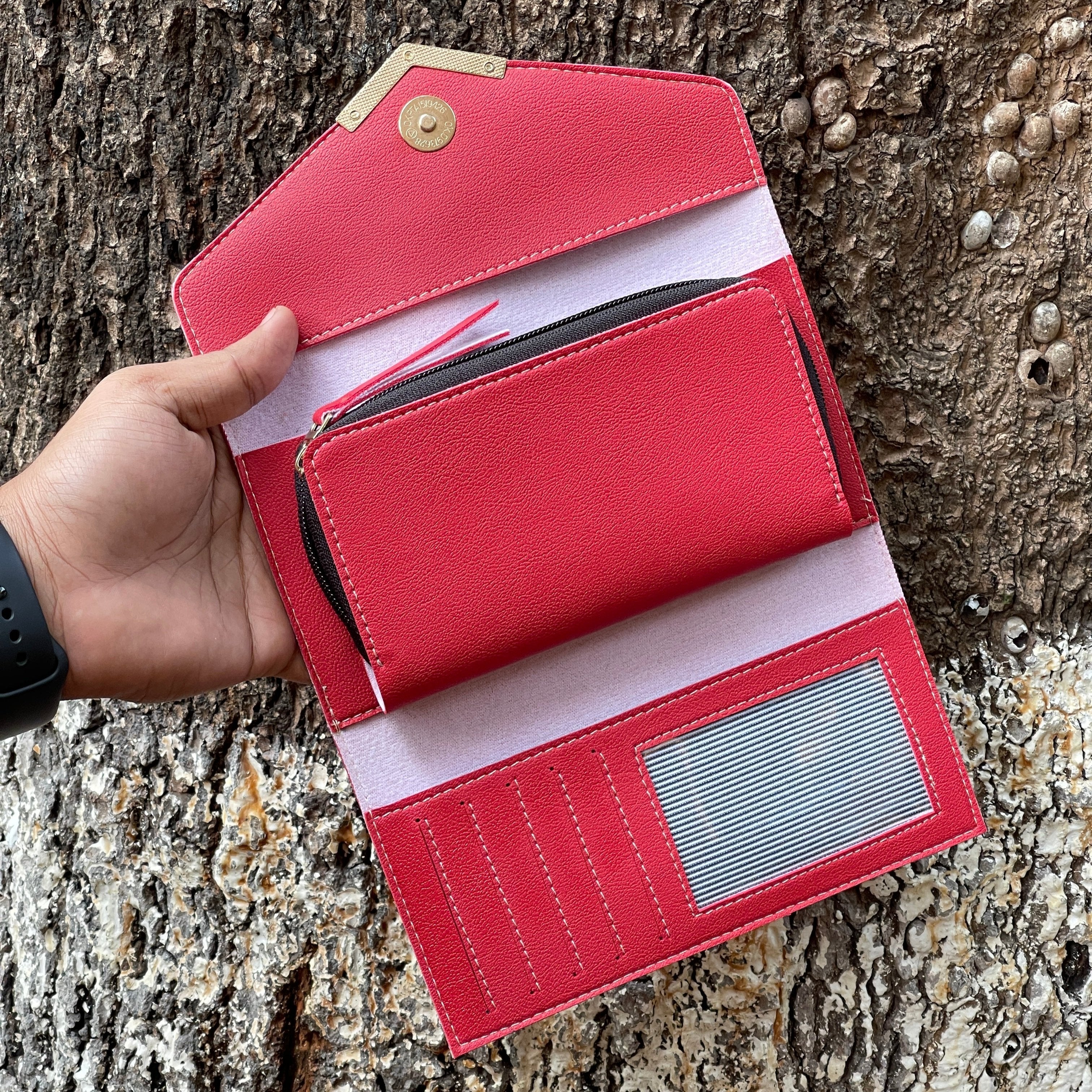 Personalised Ladies Wallet 1.0 - The Gifting Era