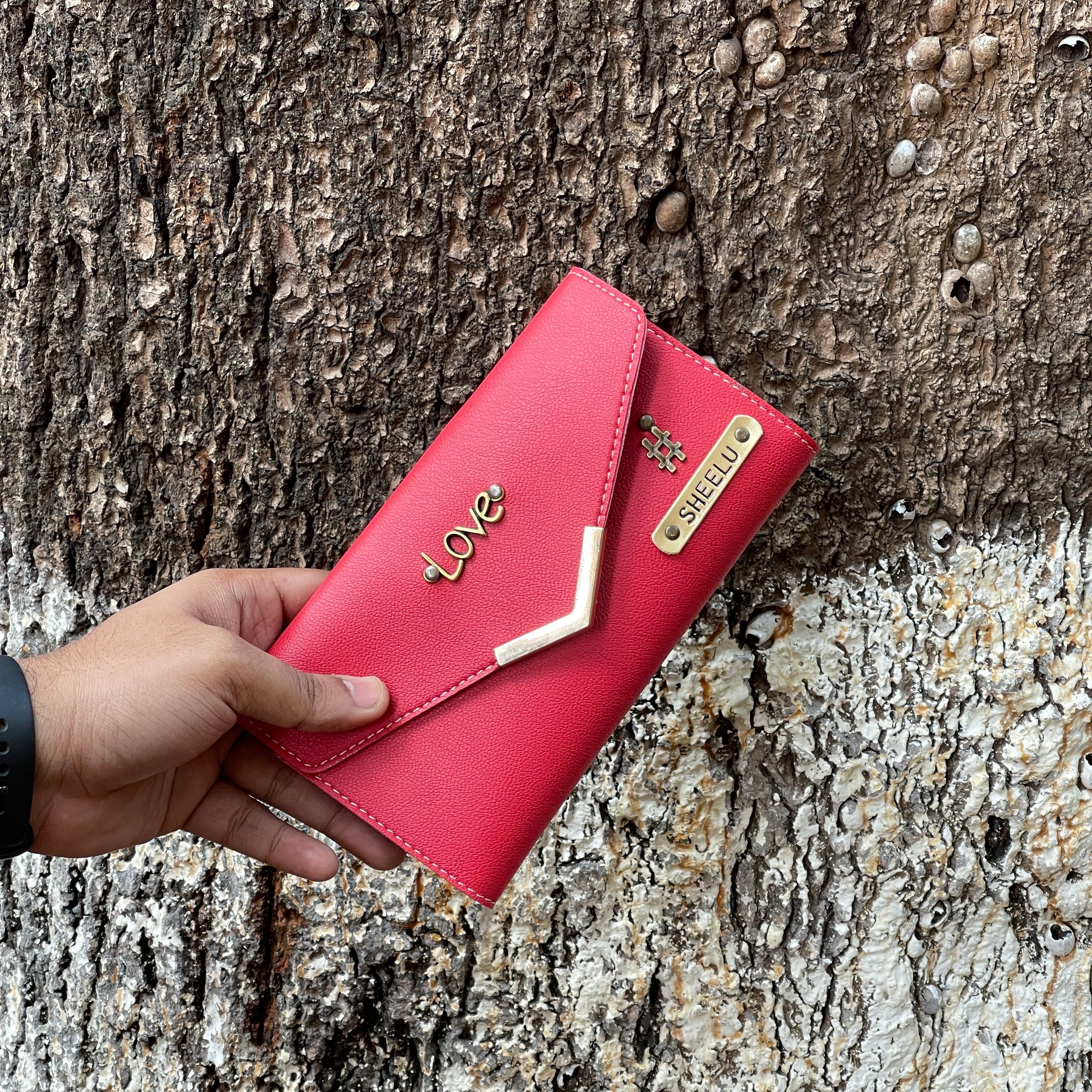 Personalised Ladies Wallet 1.0 - The Gifting Era
