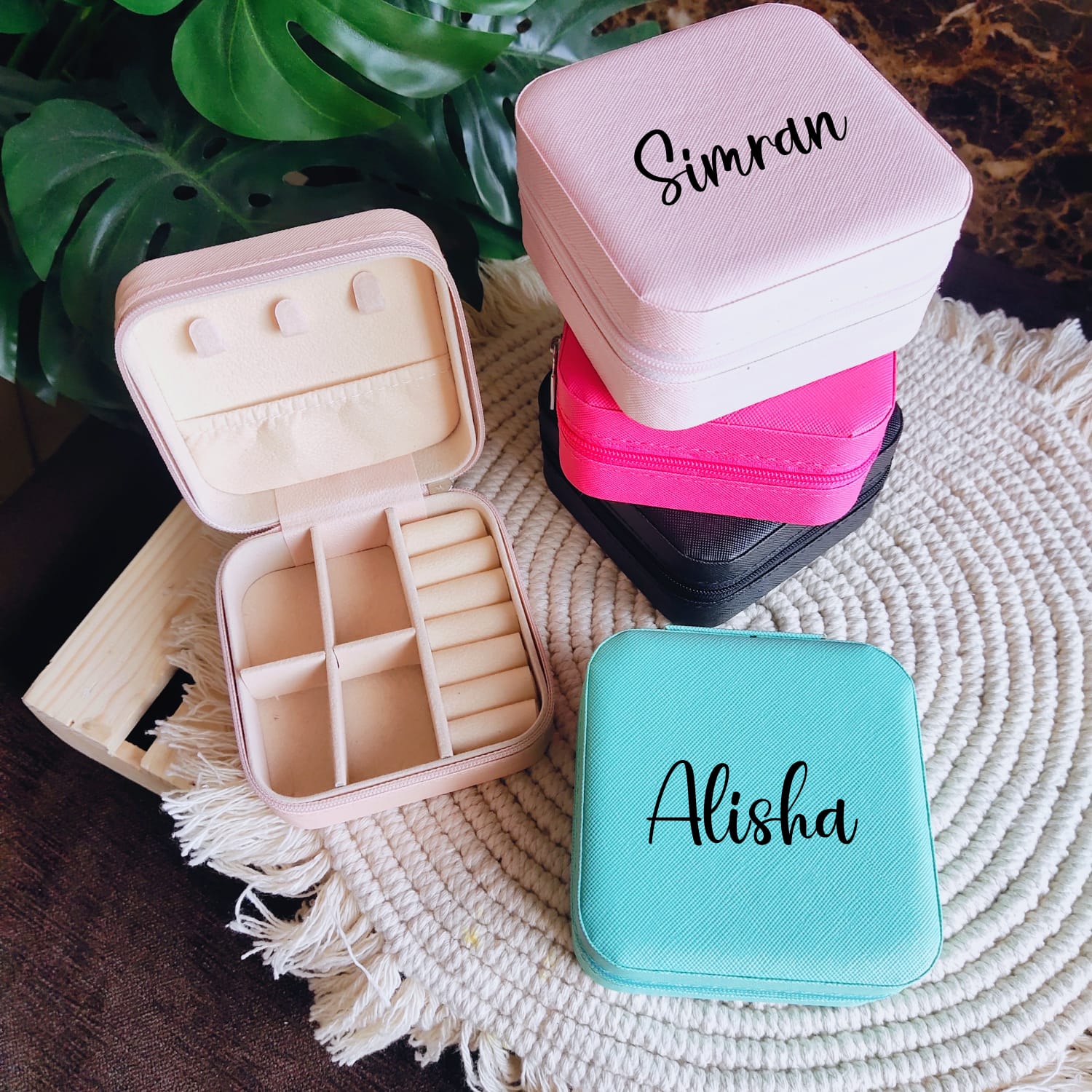 Personalised Mini Jewellery Organiser Box - The Gifting Era 