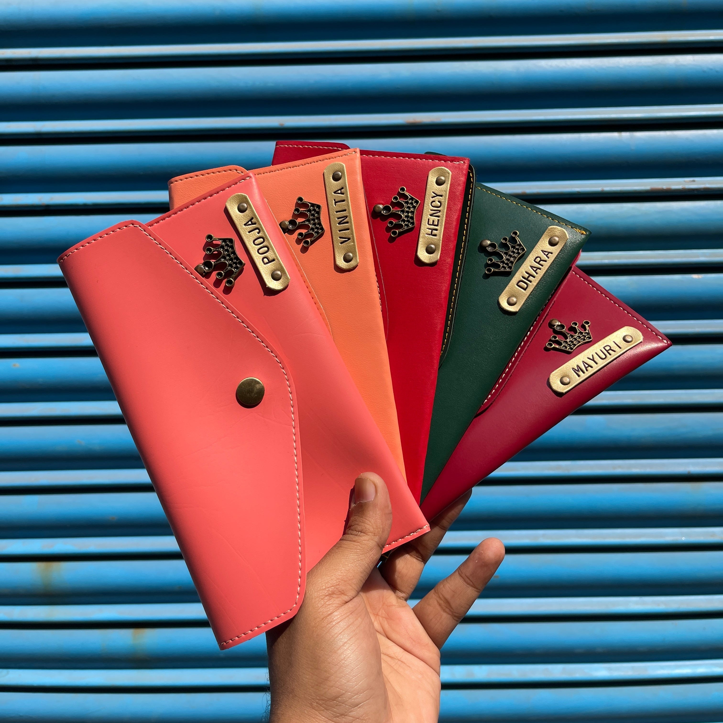 Personalised Minimal Clutch - MC - The Gifting Era