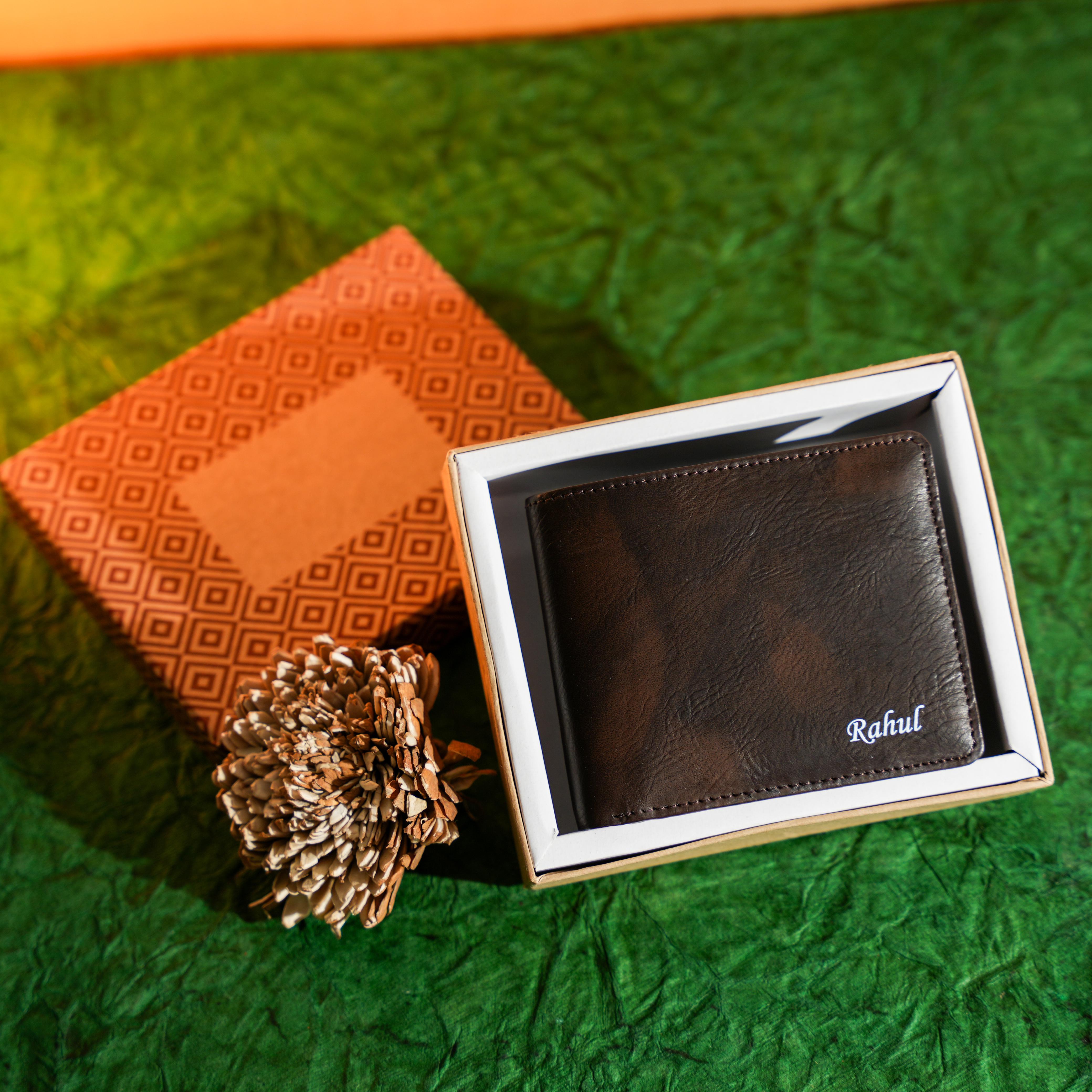 Personalised Turbo Mens Leather Wallet - The Gifting Era