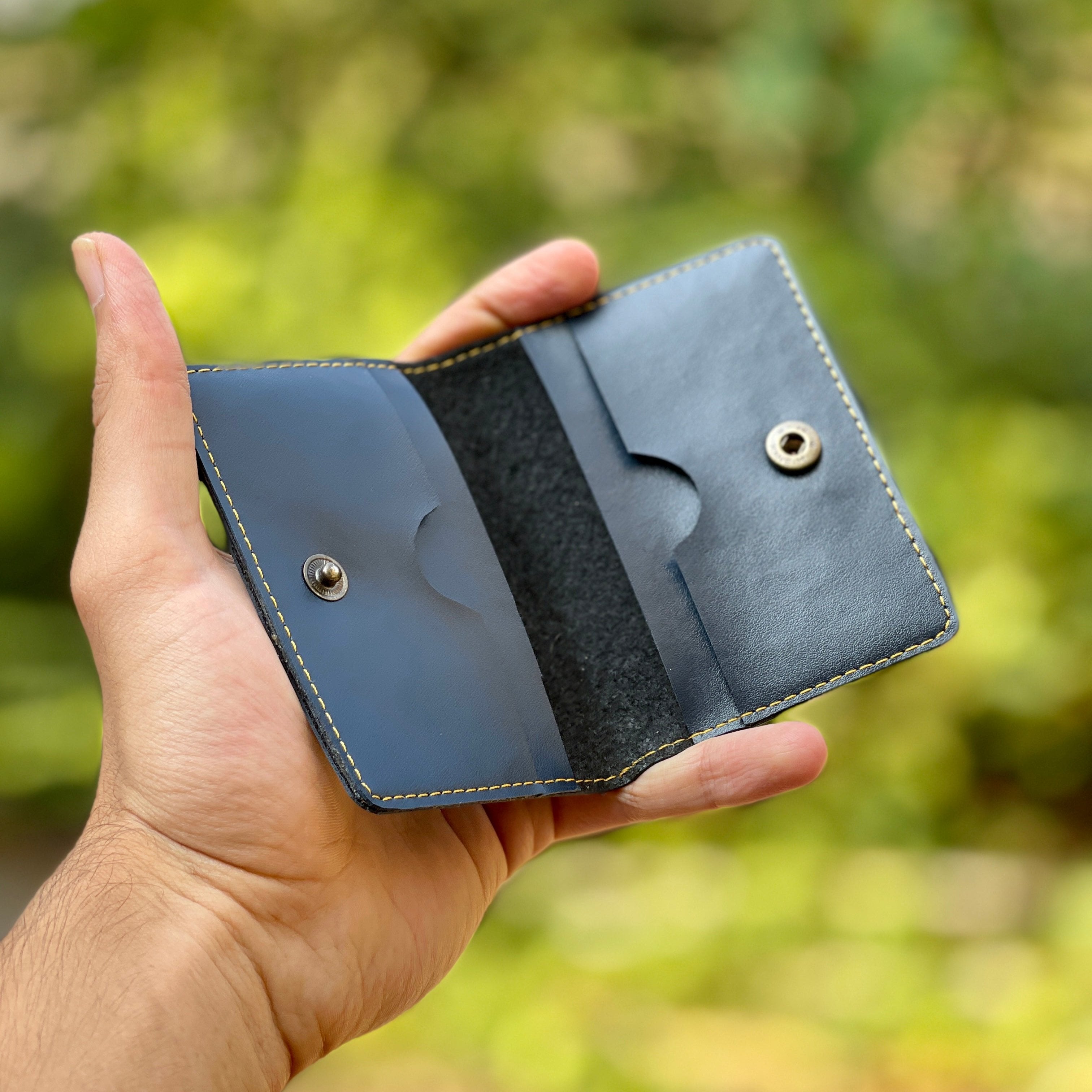 Personalised Unisex Sleek Wallet - The Gifting Era