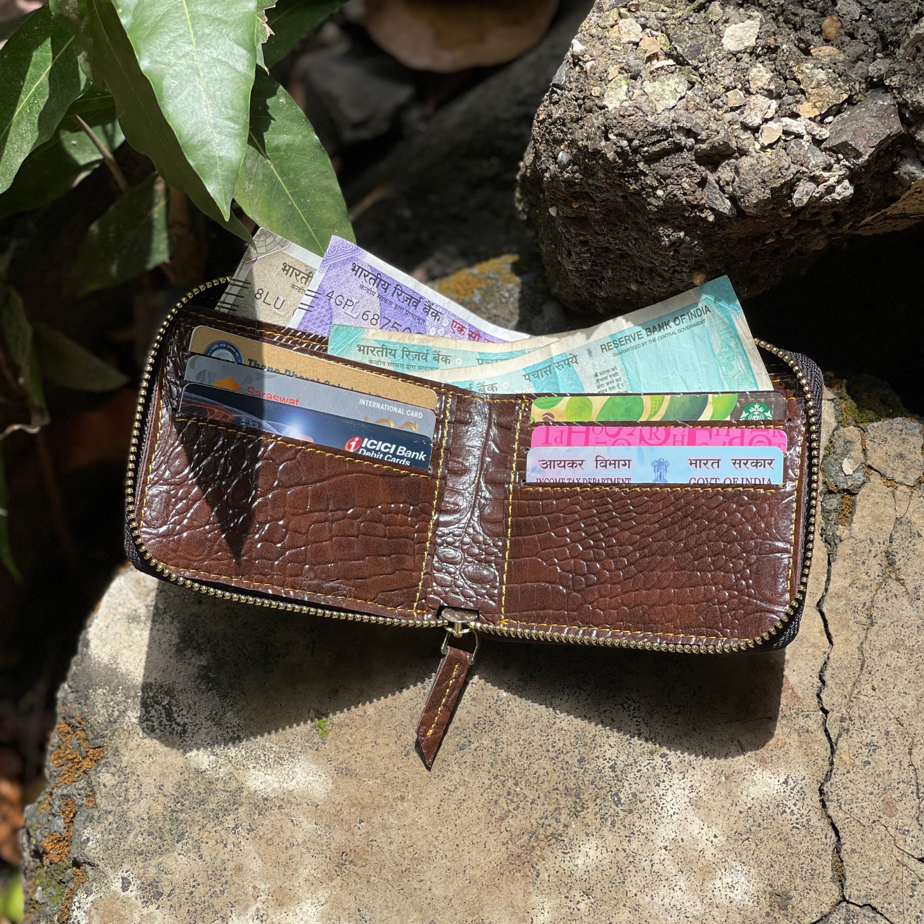Personalised Unisex Wallet 1.0 - The Gifting Era