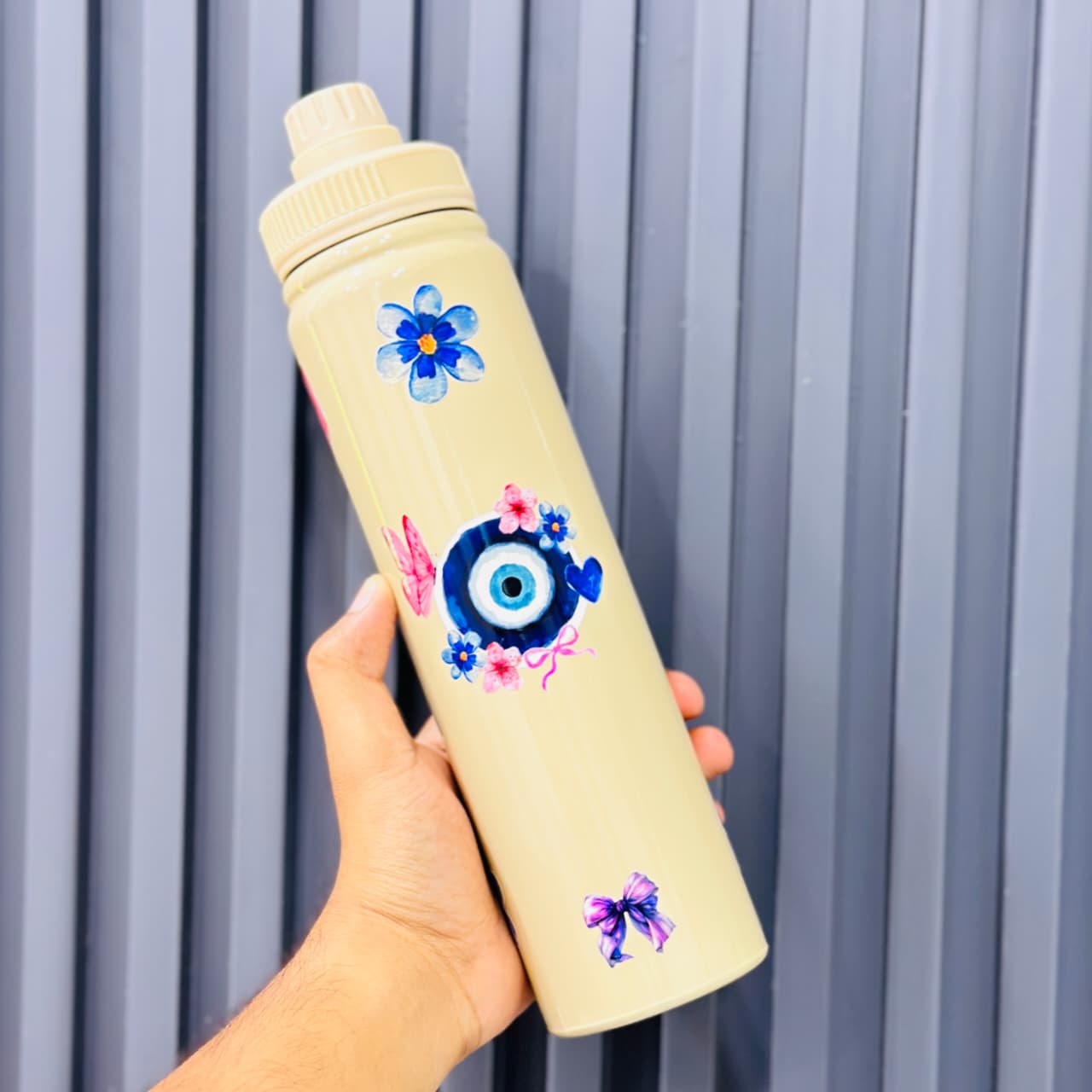 Pinterest Style Insulated Steel Bottle – Minimal. Trendy. Everyday Essential.