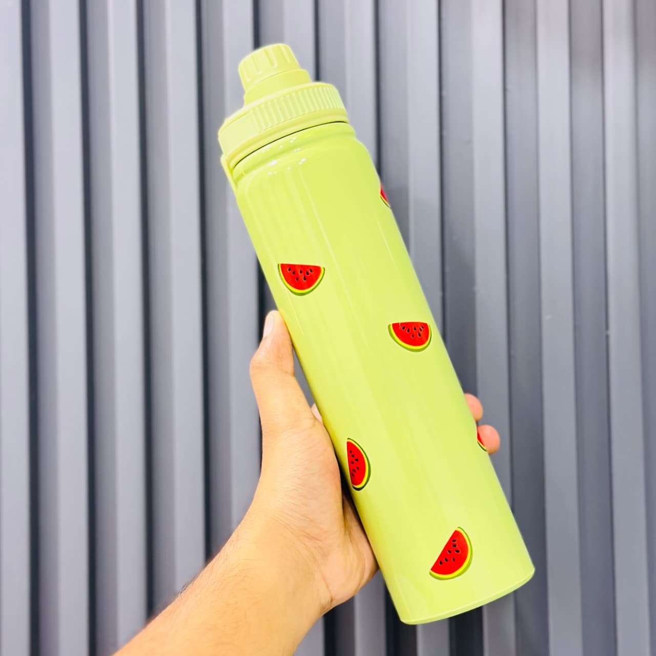 Pinterest Style Insulated Steel Bottle – Minimal. Trendy. Everyday Essential.