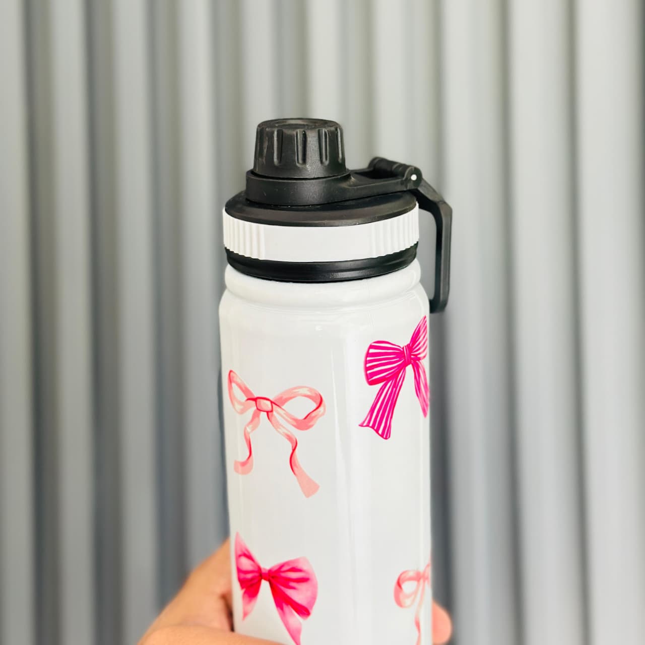 Pinterest Style Insulated Steel Bottle – Minimal. Trendy. Everyday Essential.