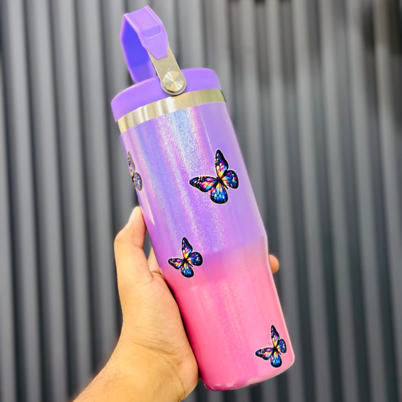 900 ml Stainless Steel Tumbler – Shimmery. Elegant. Everyday Essential.