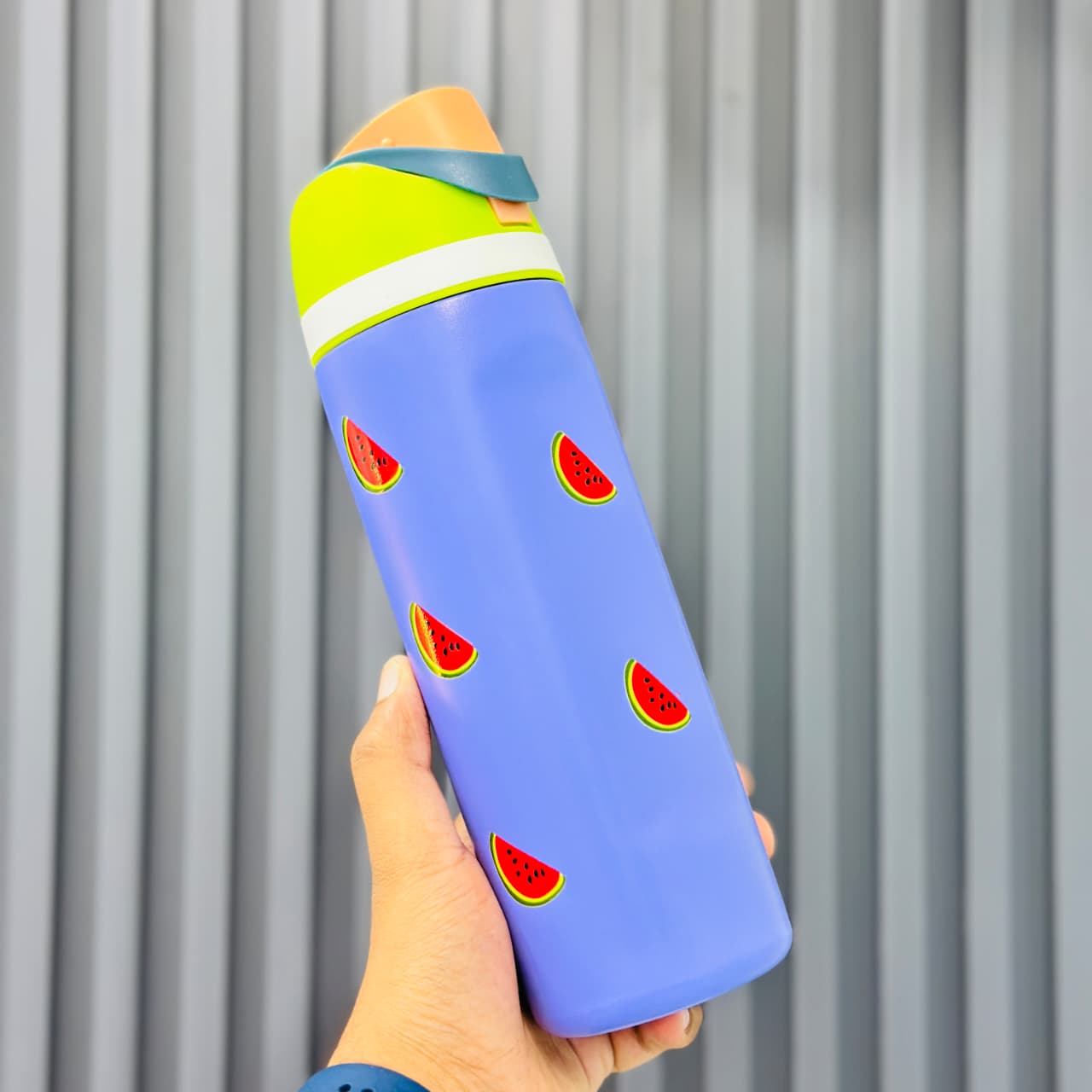 750 ml Owala Style Sipper Bottle – Smart. Stylish. Everyday Ready.