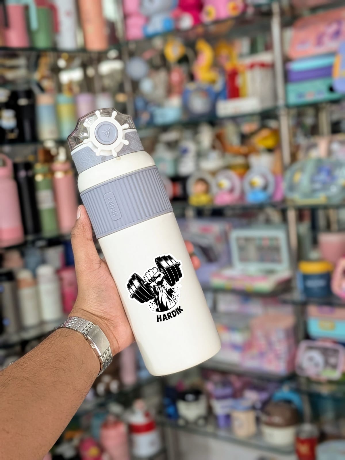 1000 ml Stainless Steel Sipper Bottle – Premium. Durable. Built for Everyday Adventures.